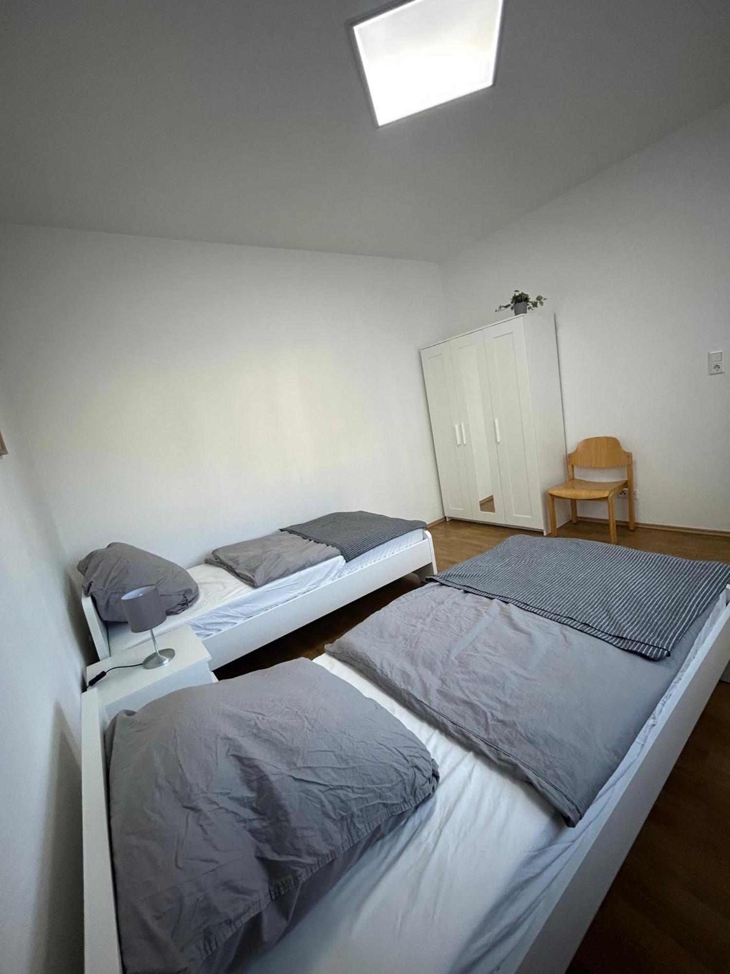 Gemuetliche Ferienwohnung - Voll Ausgestattet, Zentral Aber Ruhig ! Wuppertal Buitenkant foto