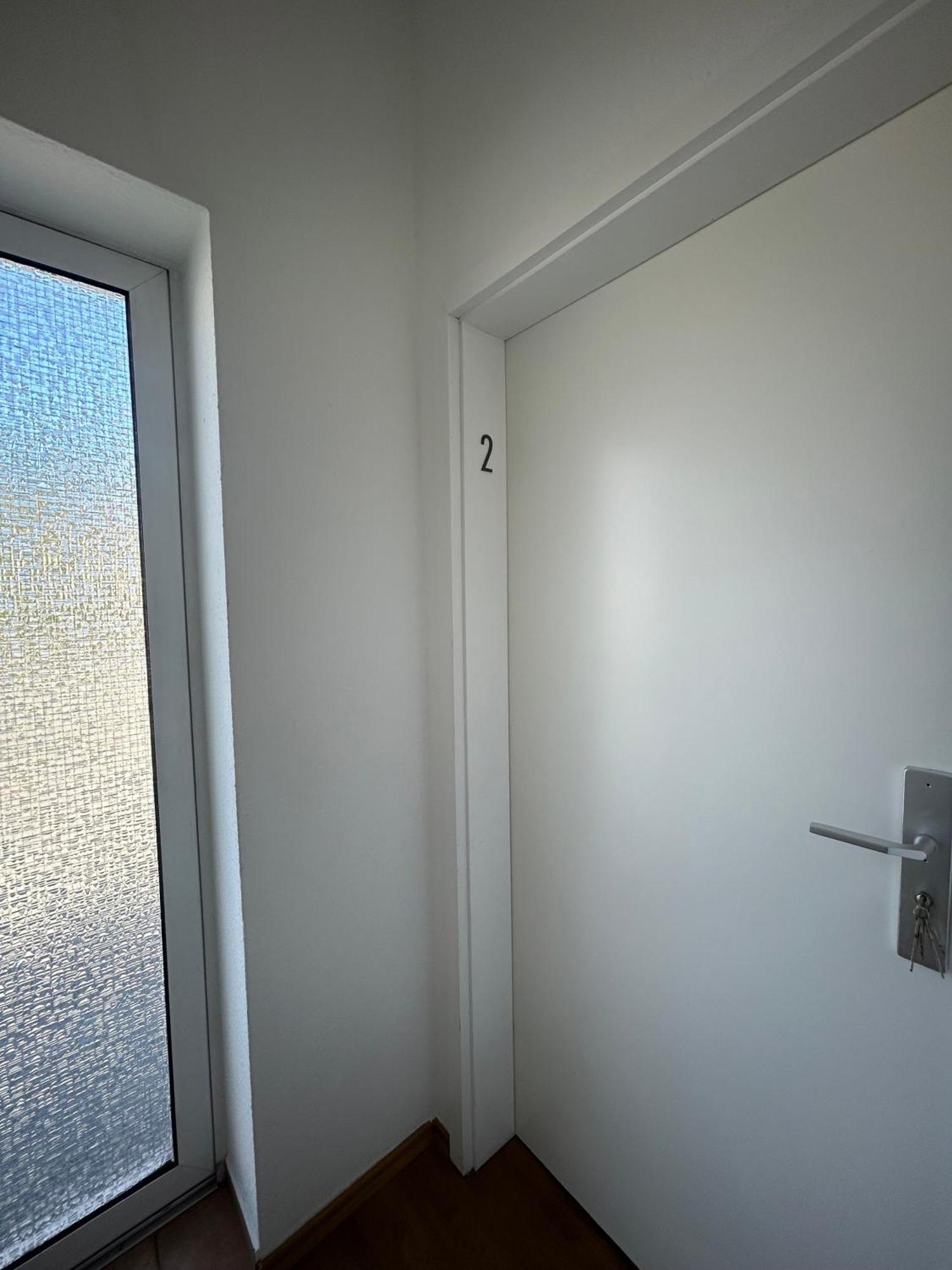 Gemuetliche Ferienwohnung - Voll Ausgestattet, Zentral Aber Ruhig ! Wuppertal Buitenkant foto