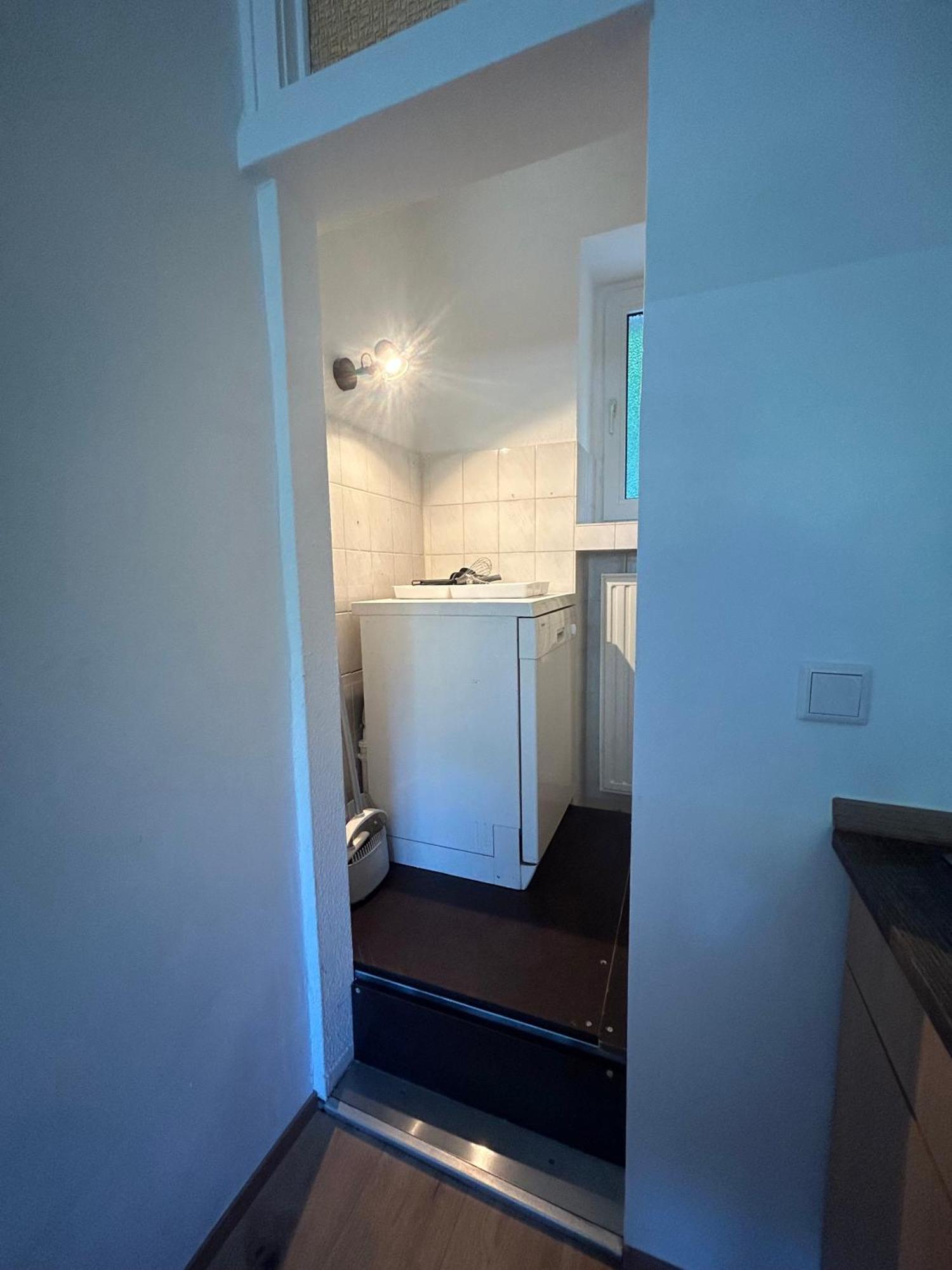 Gemuetliche Ferienwohnung - Voll Ausgestattet, Zentral Aber Ruhig ! Wuppertal Buitenkant foto